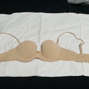 Neutral lightly padded bra